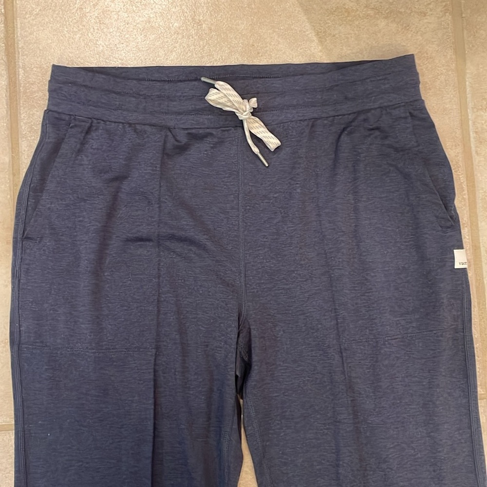 Vuori Navy Halo Wide Leg Pant Short - Picture 4 of 8